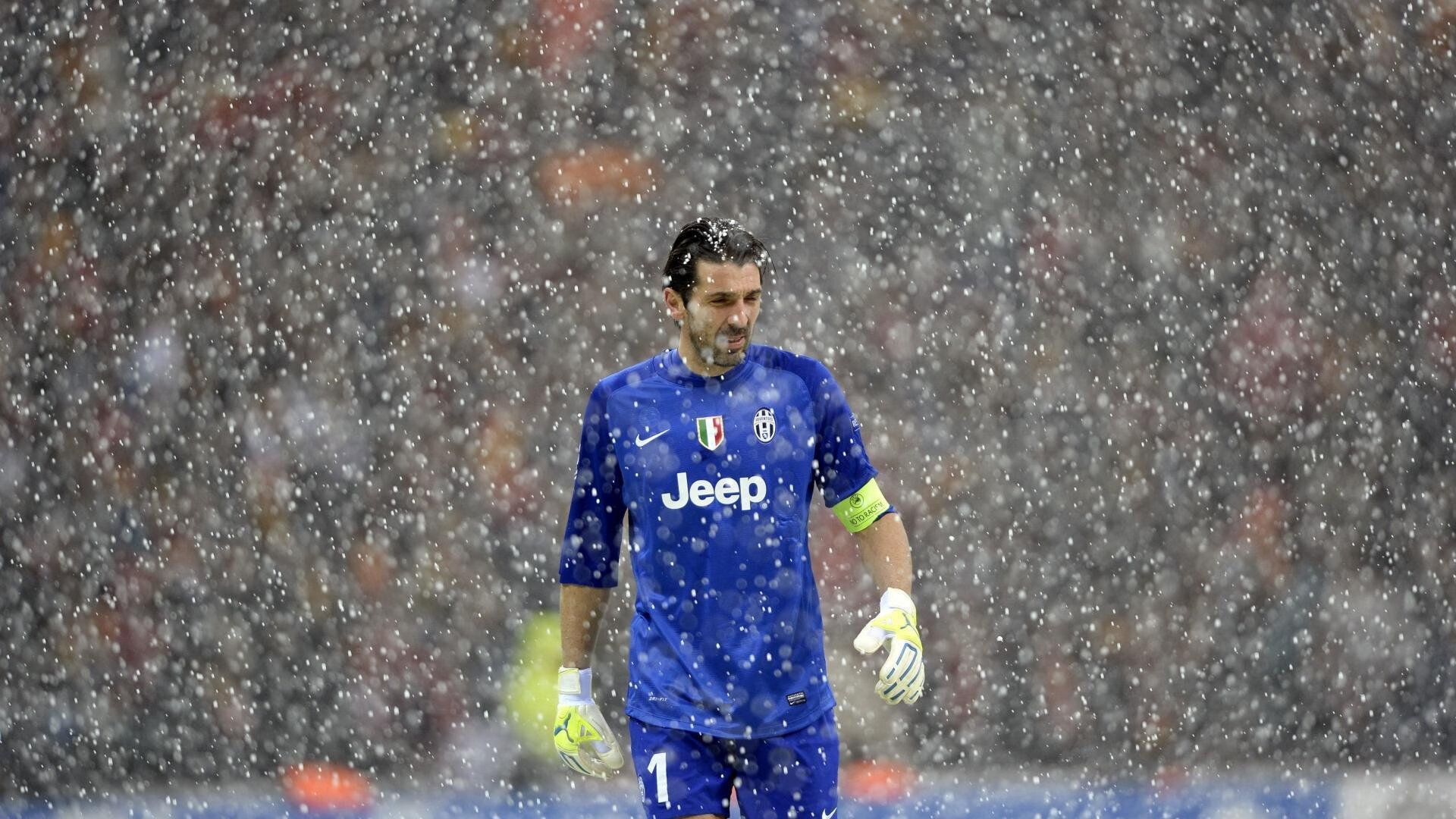 五大联赛是否逐渐降低高强度比赛中的换人数量上限，五大联赛可以换5人