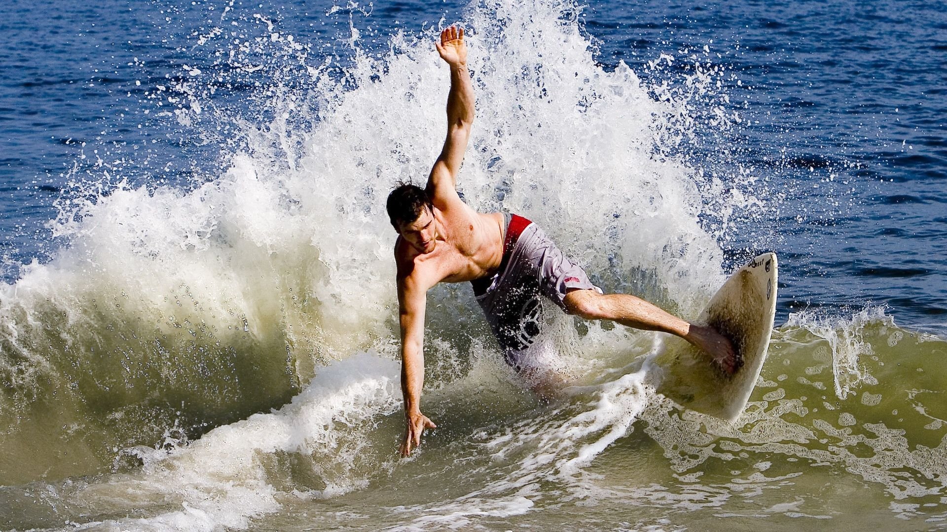 陈艺文跳水技术日趋完美，陈艺文 跳水